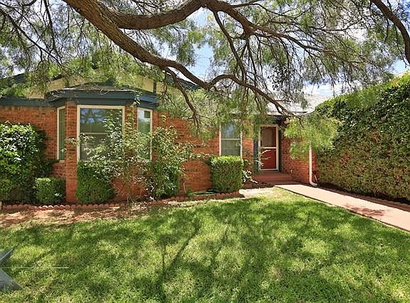 2nd image of 8017 Hearne Dr