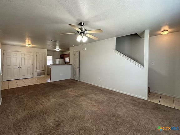 3rd image of 4106 Shasta