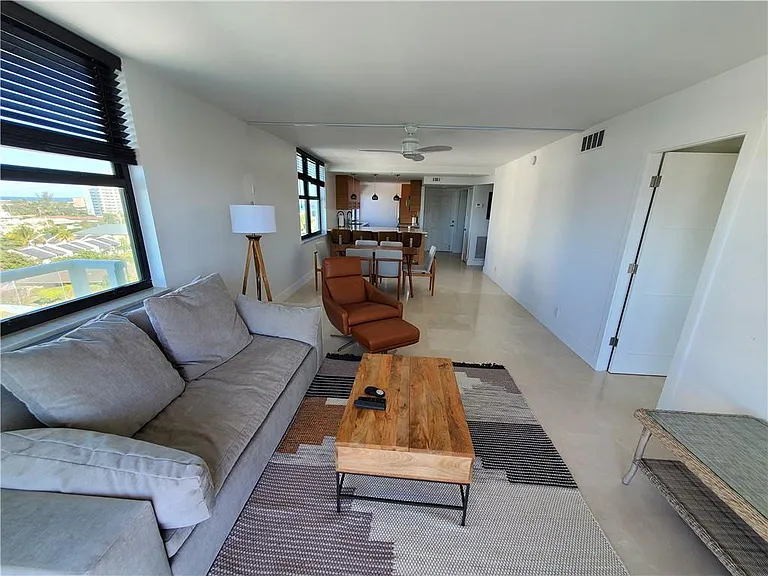 1401 N Riverside Dr #807 — Photo 26