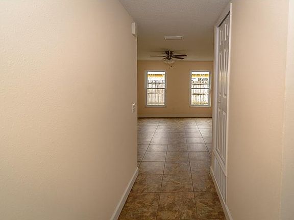5th image of 506 Doheny Way
