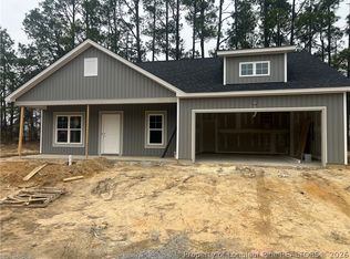129 Traveller Way, Raeford, NC 28376