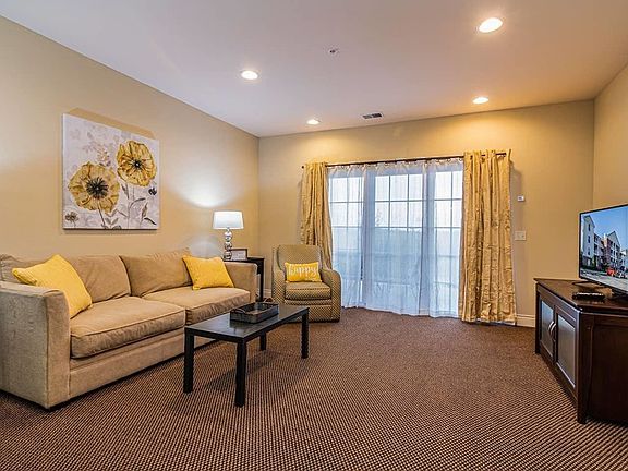 3rd image of 201 Prairie Dunes Dr APT 1303
