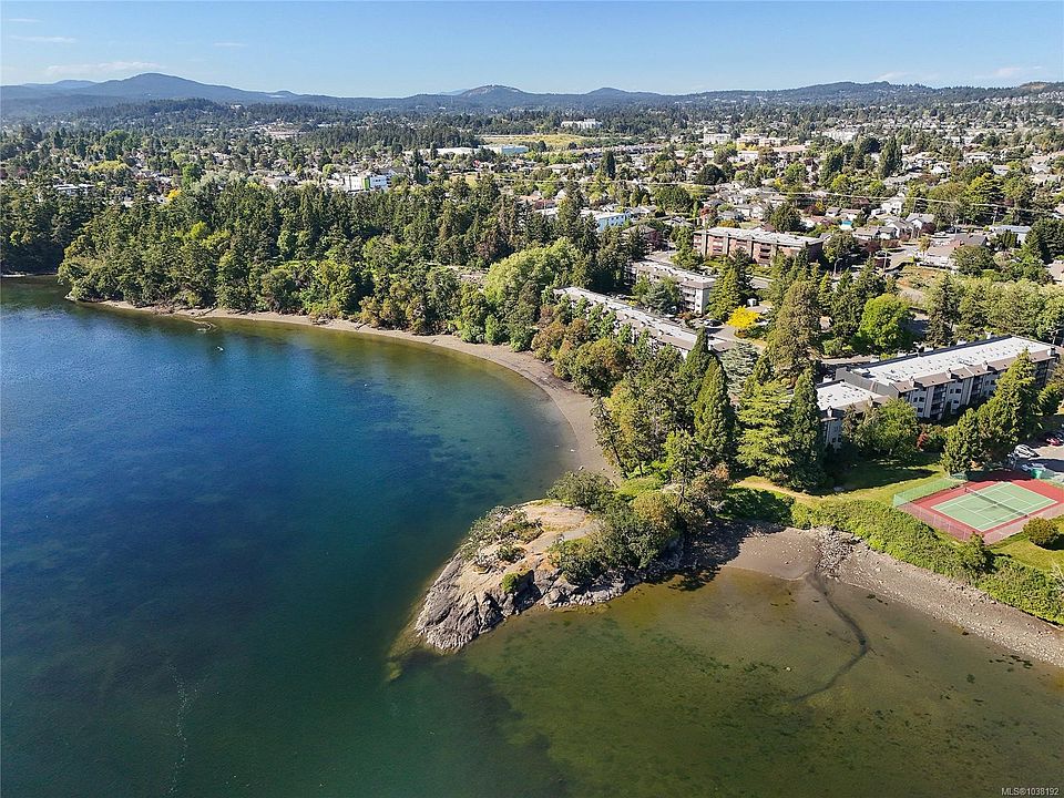 1st image of 81 Gorge Rd W #105