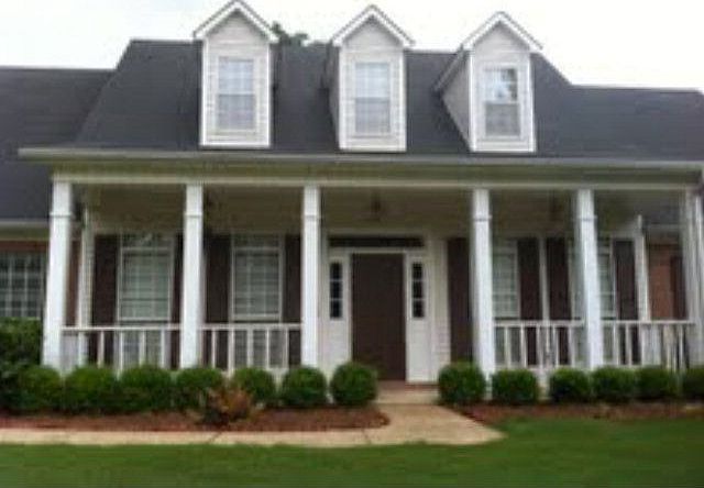 1st image of 760 Shady Oaks Cir