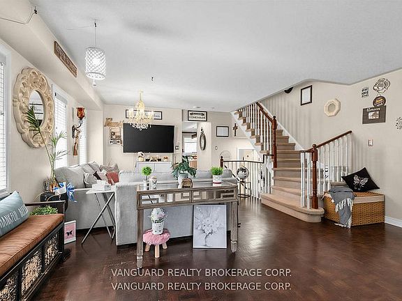 3rd image of 111 Grapevine Rd