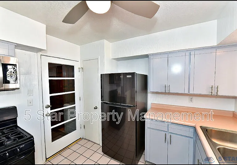 5613 Creston Ave — Photo 17