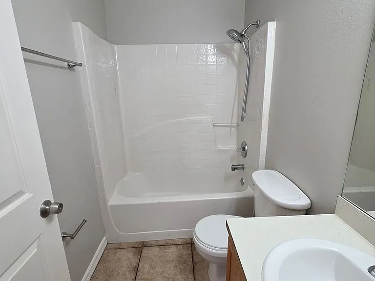 106 Herring Ln — Photo 23
