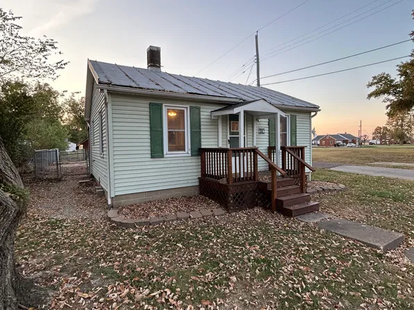 241 N Main St, Hecker, IL 62248