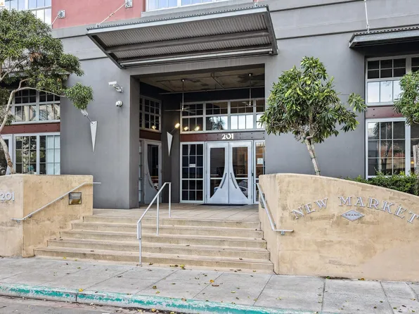 201 4th St APT 206, Oakland, CA 94607