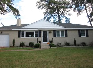 2601 Moss Rd, Virginia Beach, VA 23451