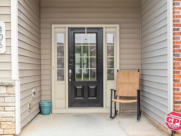 3rd image of 406 Morgan Brook Way