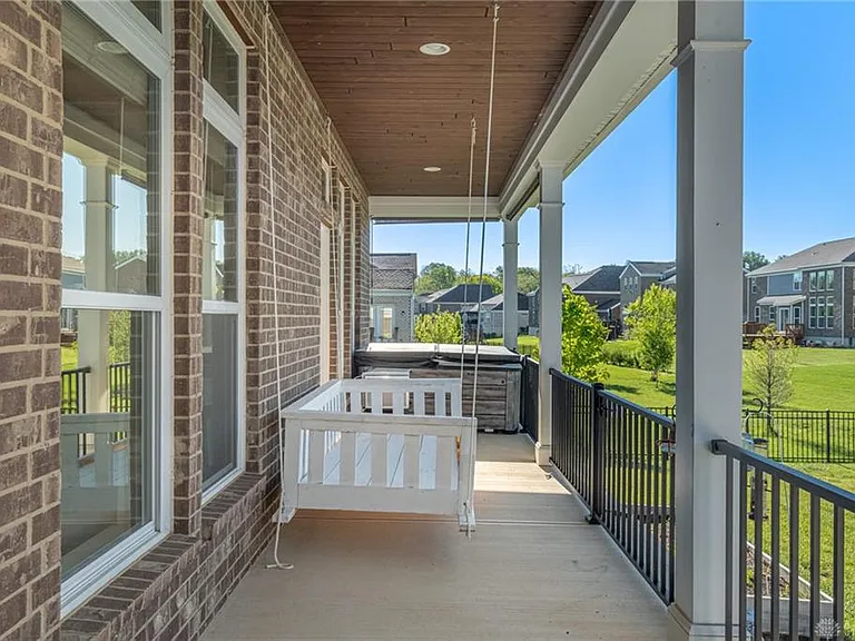 9501 Flatrock Dr — Photo 45