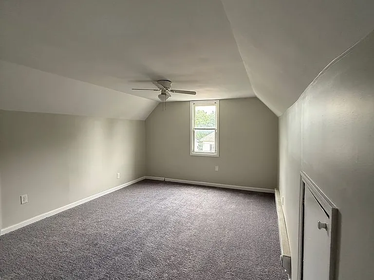 1201 Stafford Ave — Photo 13