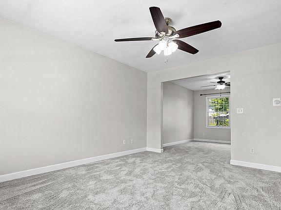 5th image of 4013 W Richards Way