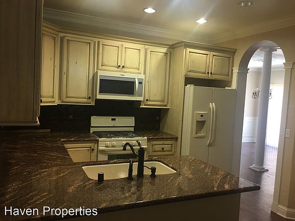 2nd image of 147 Camberwell Way