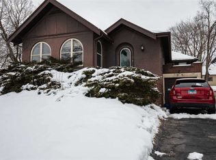 535 N Chicago Ave, Rockford, IL
