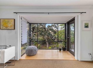 Faircliff Manor, Victoria, BC V8S 3J6