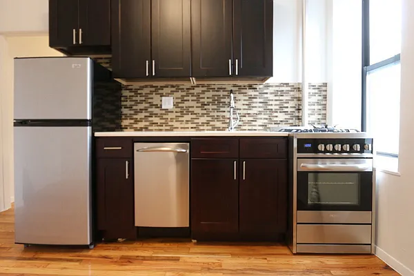 Rented by Compass | media 25