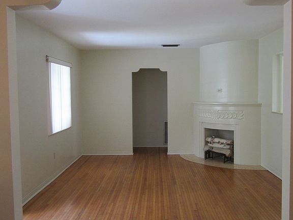 2nd image of 54 NW 96th St
