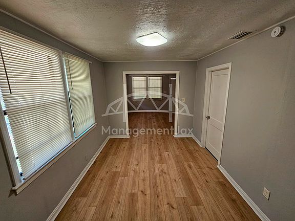 2nd image of 2040 W 15th St
