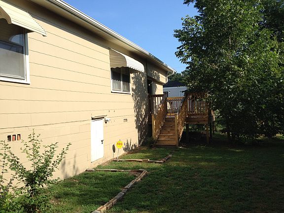 5th image of 2820 2nd Ave E