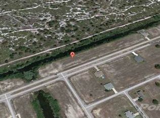 409 Wilmington Pkwy, Cape Coral, FL 33993