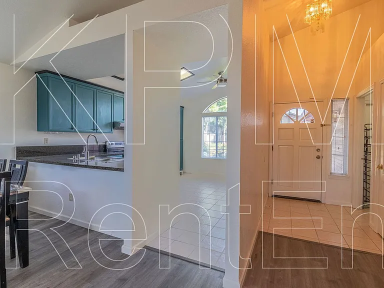 6529 El Capitan Cir — Photo 10