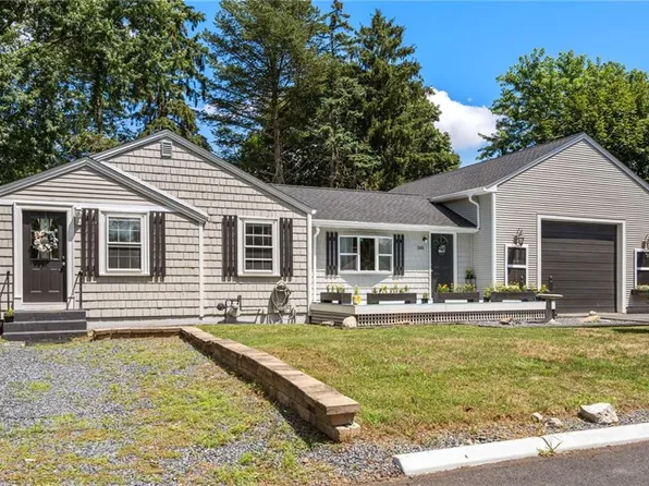 265 Hunt Ave, Warwick, RI 02886