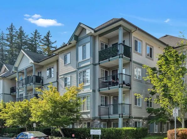 14859 100th Ave #105, Surrey, BC V3R 2V5