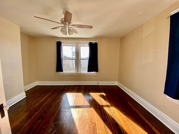 5th image of 1814 Wayland Ave
