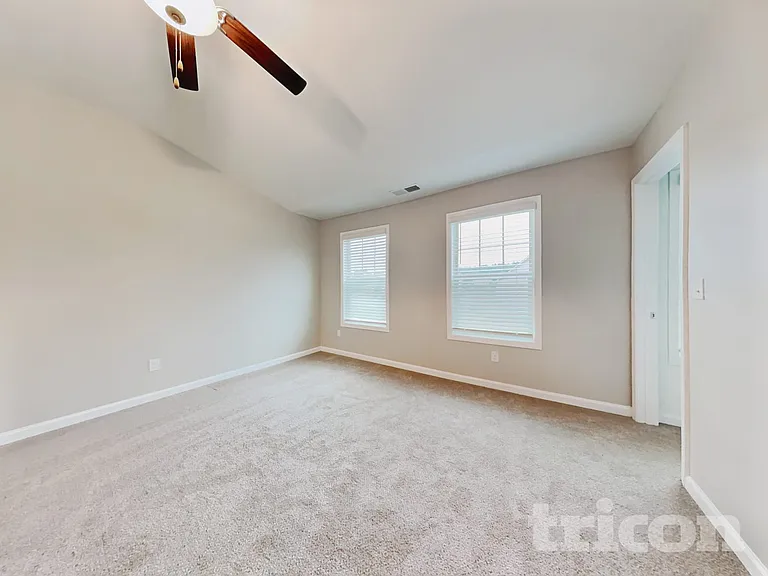 3440 Baylor Cir — Photo 5
