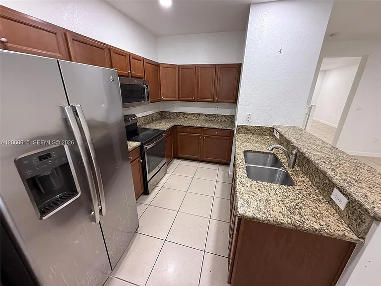 9465 SW 171st Ct #MAIN — Photo 12