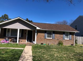 808 Johnstons Rd, Norfolk, VA 23513