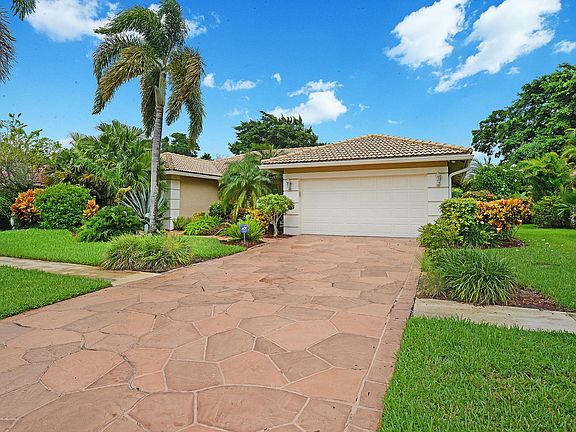 Home For Sale In Boca Greens