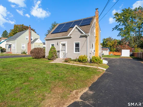 17 Pearl Street, Windsor Locks, CT 06096