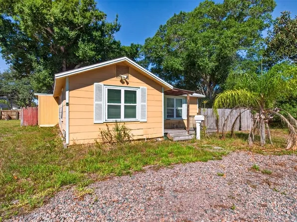 6404 Pershing St NE, Saint Petersburg, FL 33702