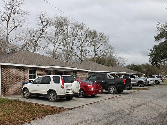 2nd image of 918 Brady St