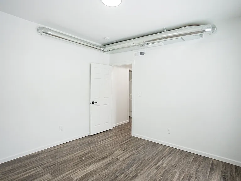 1426 Junction St #1 — Photo 10