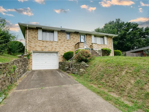 48 Country Club Rd, Washington, PA 15301