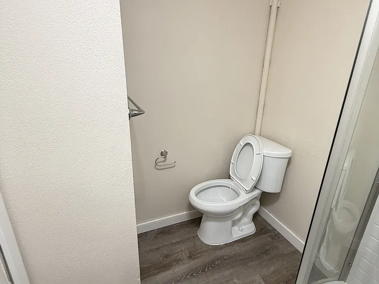 2709 W Rose Hill St #2 — Photo 7