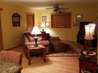 5 Point Of Woods, Hazleton, PA 18202