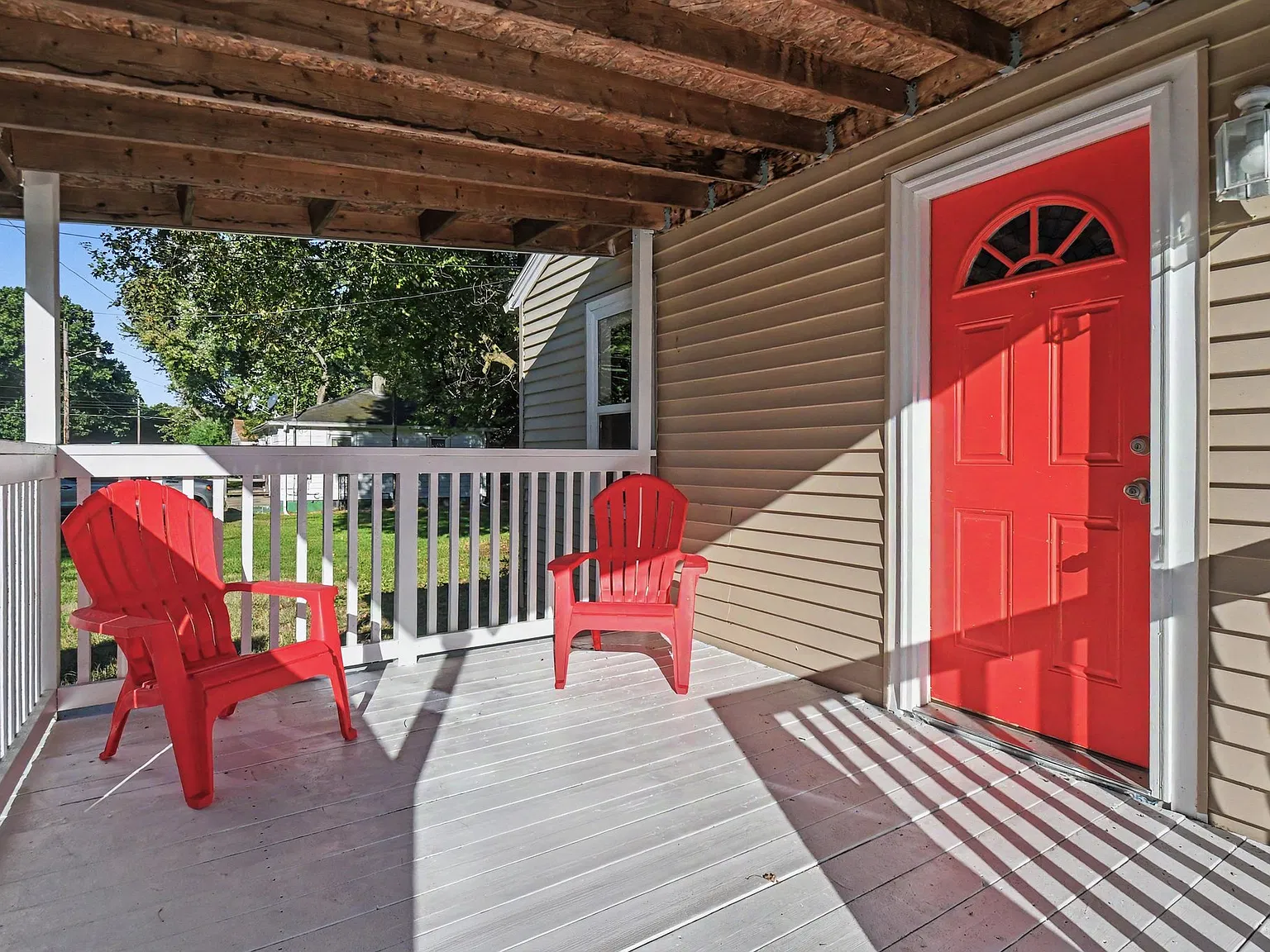 2 bed, 738 sqft, $1,500 — Photo 1
