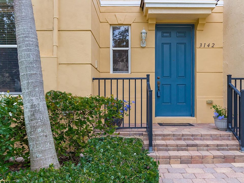 1st image of 3142 N Oasis Dr