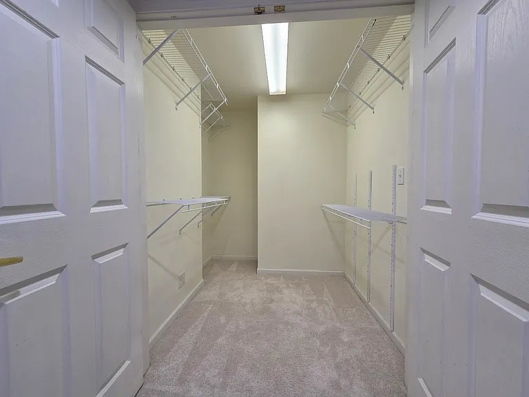 1025 Rosewood Dr #B — Photo 15