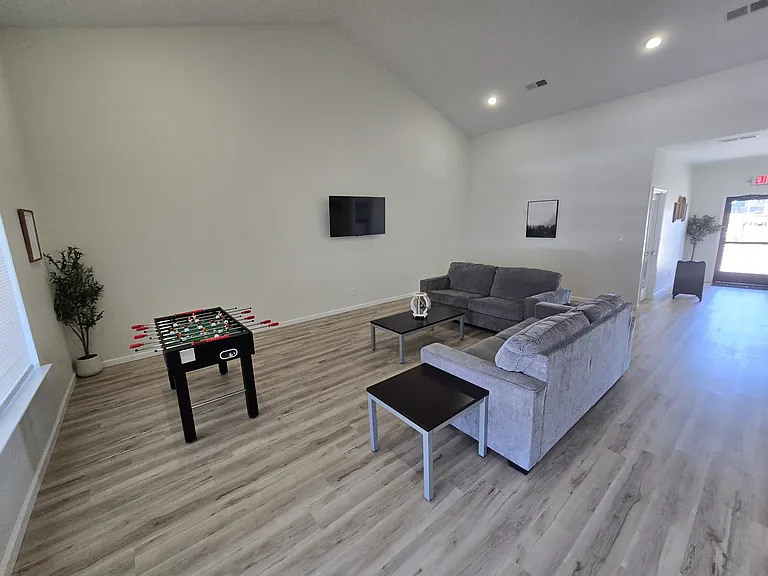 Icon Townhomes — Photo 28