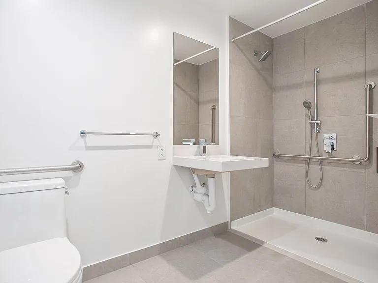 277 W 42nd Ave — Photo 16