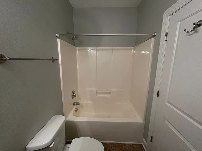 4804 Exton Park Loop — Photo 40