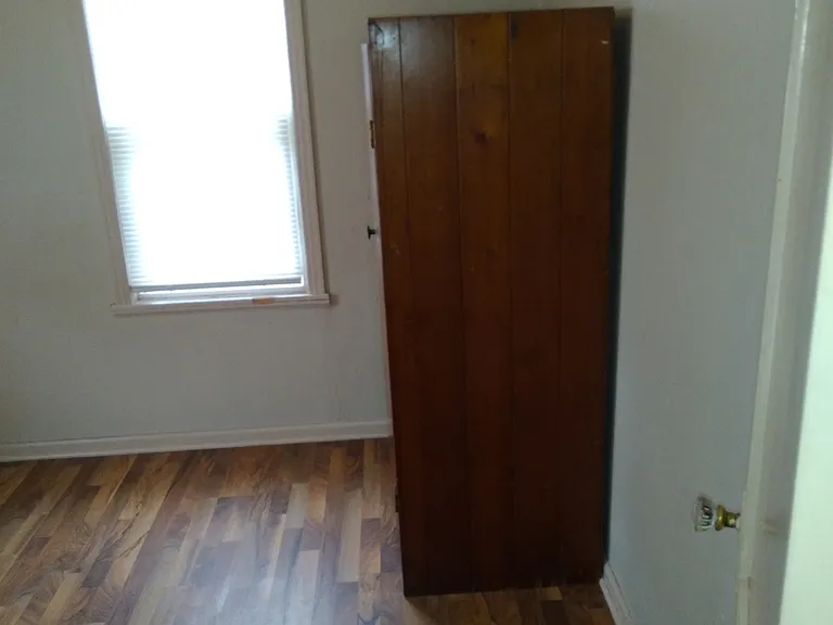 1217 4th Ave #5 — Photo 11