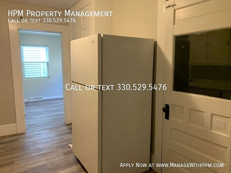 1329 Auld St — Photo 3