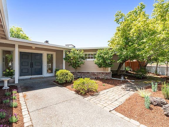 2nd image of 236 Marinda Drive